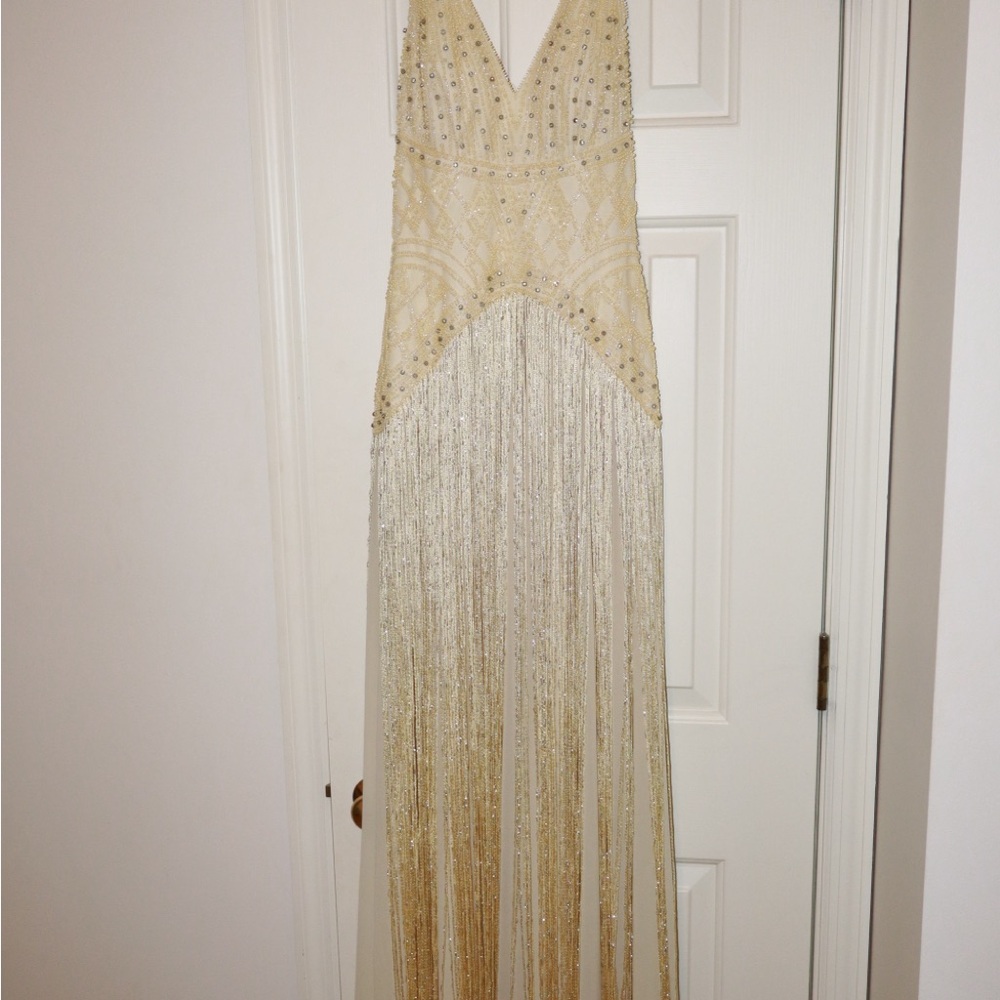 Elegant Cream Backless Halter Gown - Picture 3 of 9